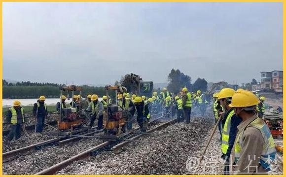 争分夺秒推进重大工程建设